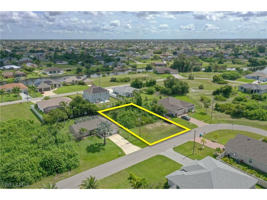 2707 SW 2nd Lane Cape Coral FL 33991 224056601 image3