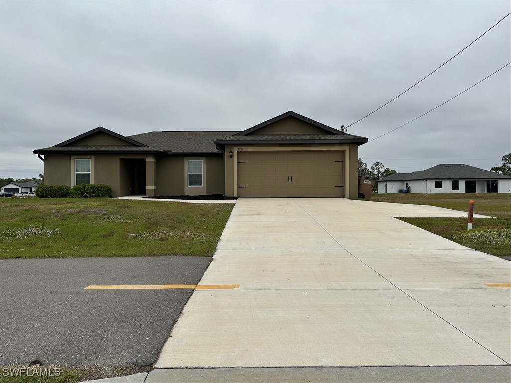 2707 Van Buren Parkway Cape Coral FL 33993 225004934 image1