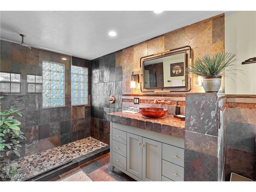 2708 Santa Cruz Boulevard Naples FL 34112 225016920 image26