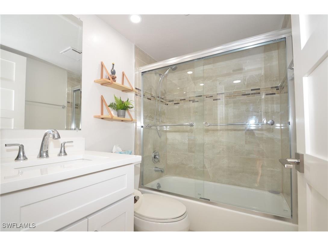 271 Southbay Drive #235 Naples FL 34108 225043480 image16