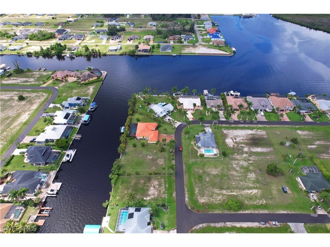 2711 NW 43rd Avenue Cape Coral FL 33993 224037313 image1