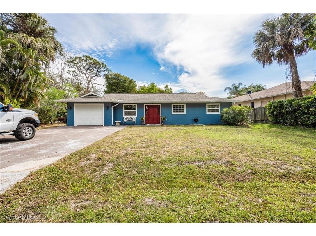 27111 Edgewood Street Bonita Springs FL 34135 225031460 image1