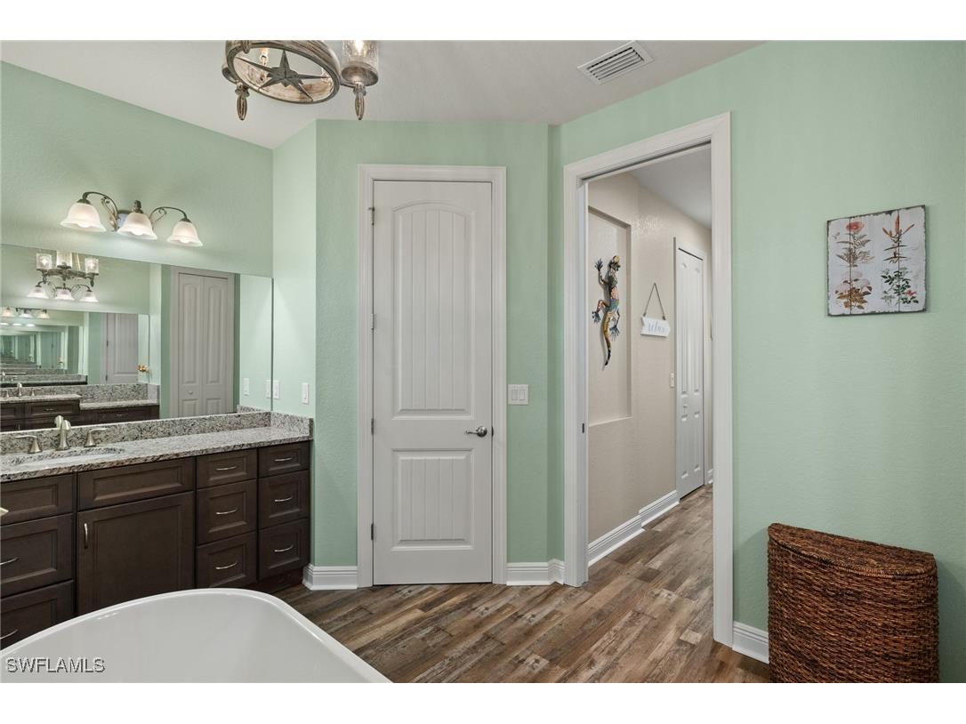 2714 NW 42nd Place Cape Coral FL 33993 225004118 image20