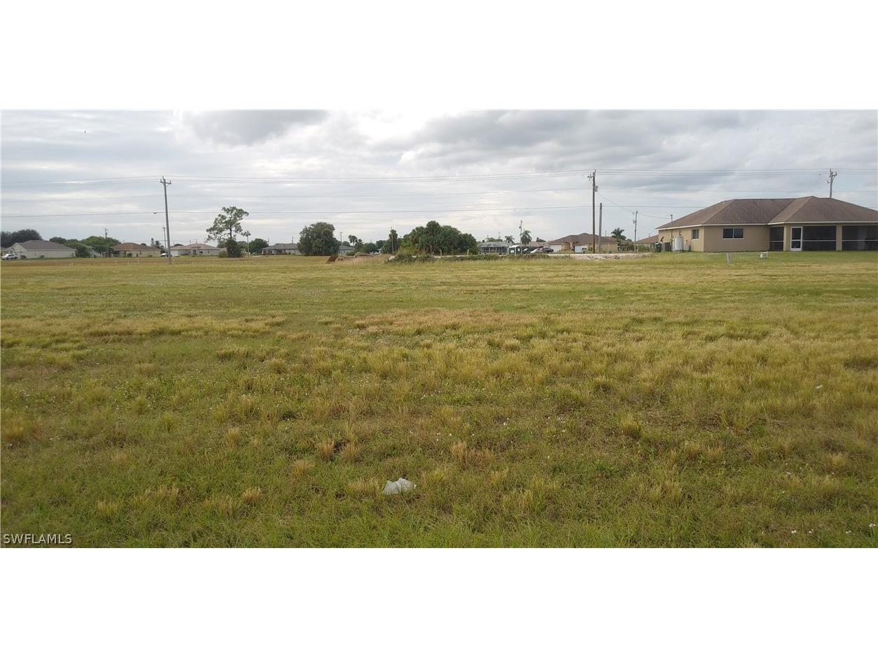 2716 Santa Barbara Boulevard N Cape Coral FL 33993 221077477 image1