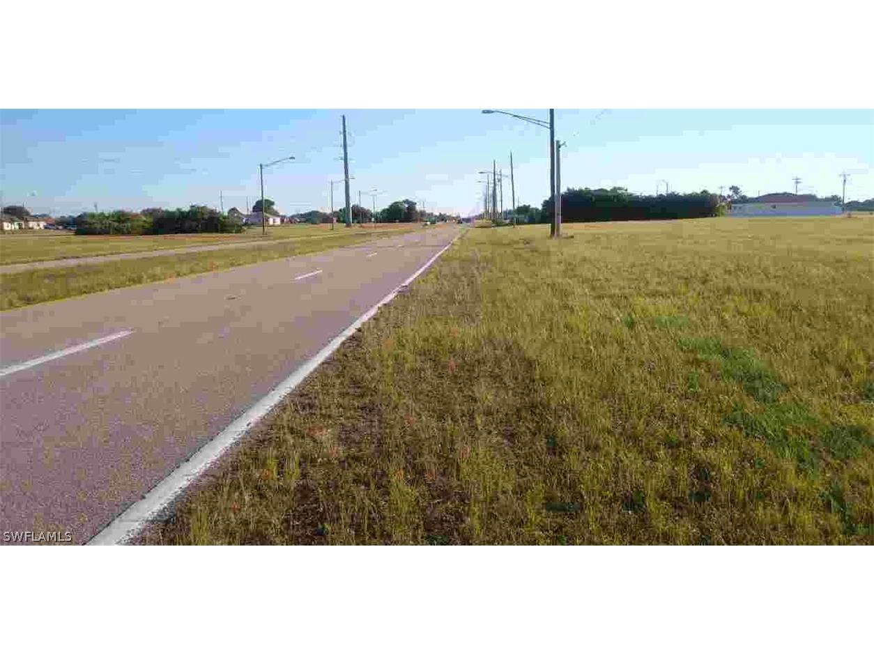 2716 Santa Barbara Boulevard N Cape Coral FL 33993 221077477 image3