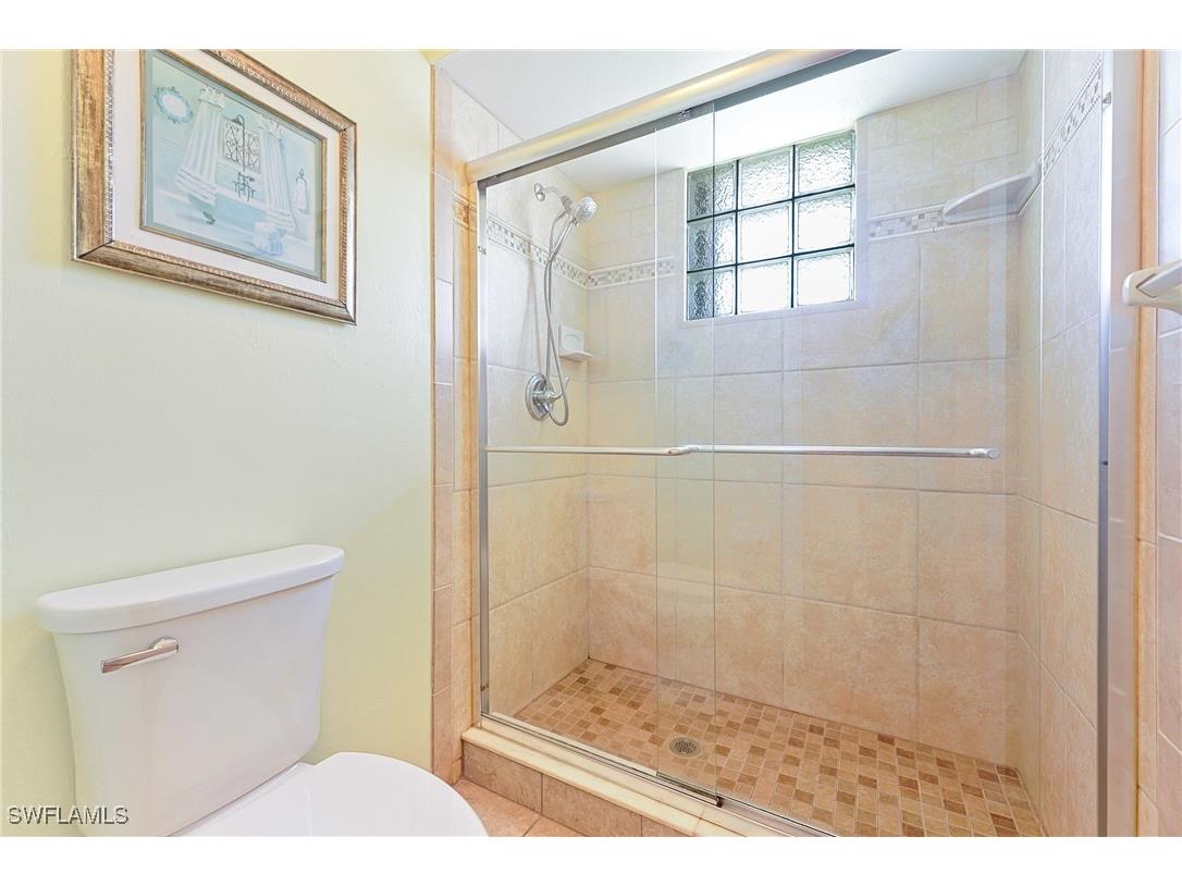 2718 SW 9th Place Cape Coral FL 33914 225028960 image17