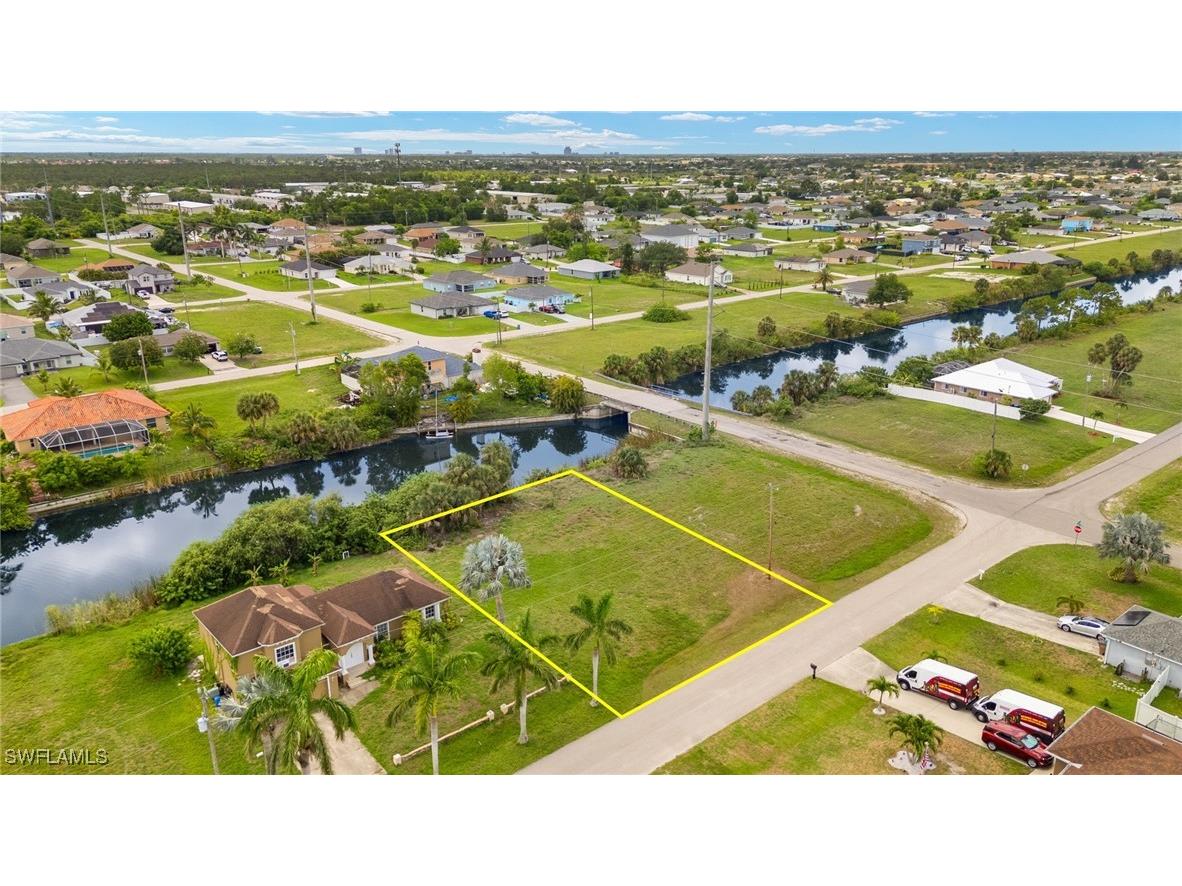 2723 NE 5th Place Cape Coral FL 33909 225052944 image10