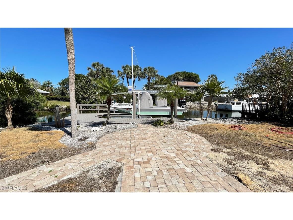 2723 Shoreview Drive Naples FL 34112 225026416 image9