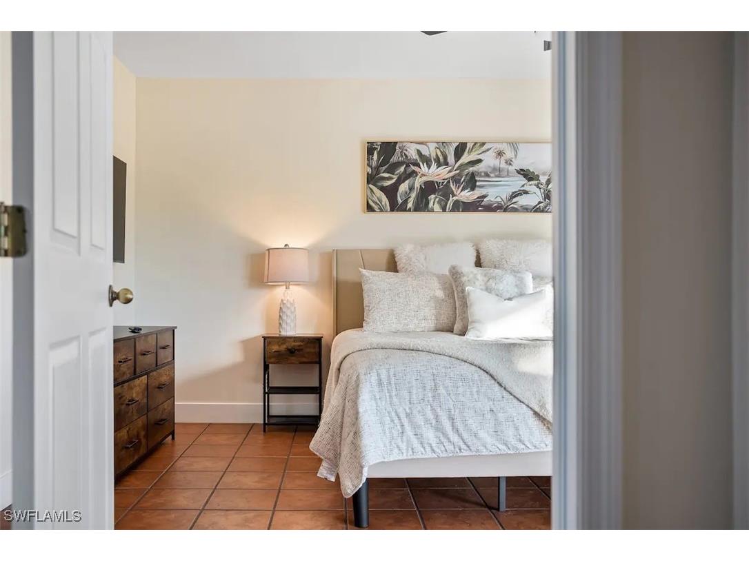 2724 SW 1st Terrace Cape Coral FL 33991 224098910 image18