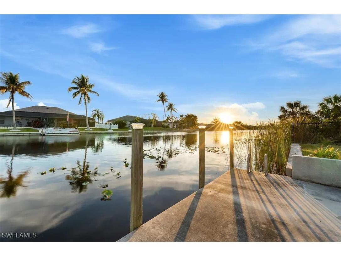 2724 SW 1st Terrace Cape Coral FL 33991 224098910 image2