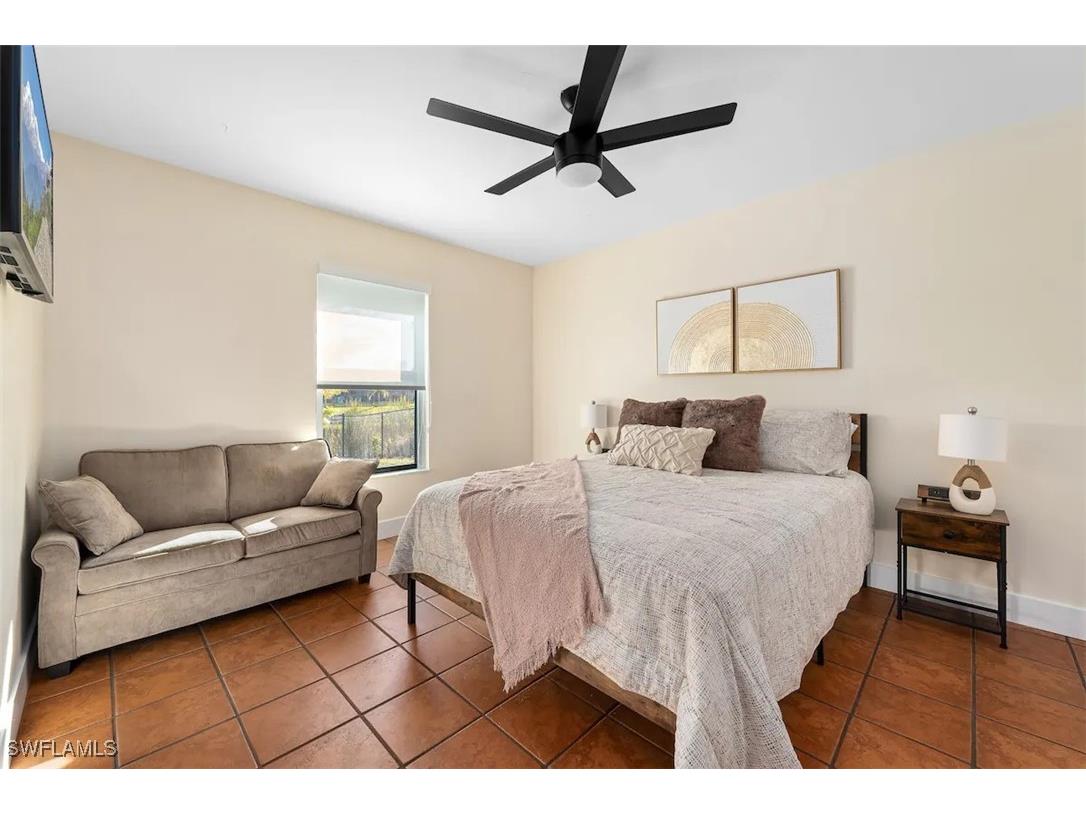 2724 SW 1st Terrace Cape Coral FL 33991 224098910 image22