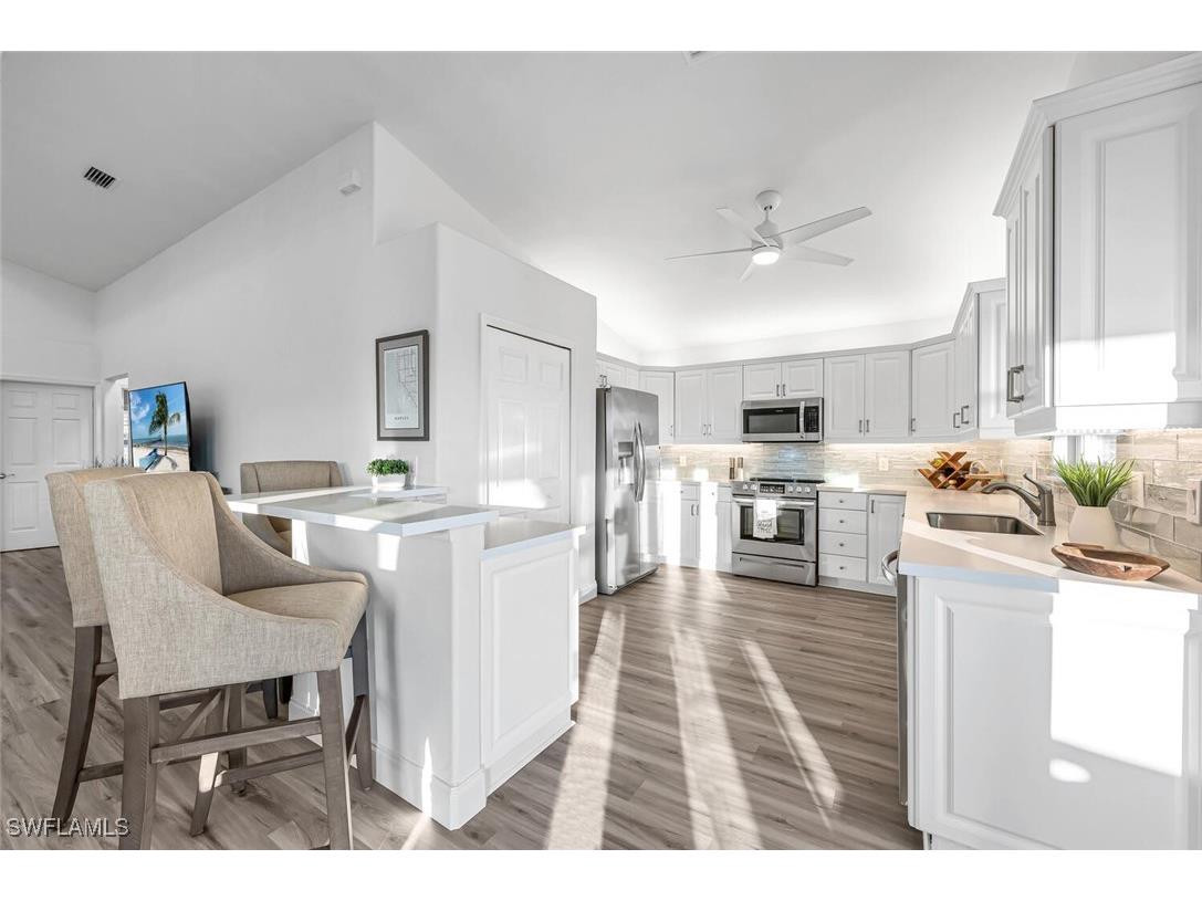 2736 Gulfview Drive Naples FL 34112 225050641 image10