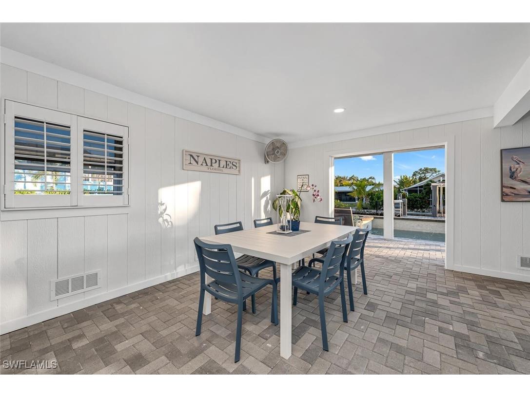 2736 Gulfview Drive Naples FL 34112 225050641 image22