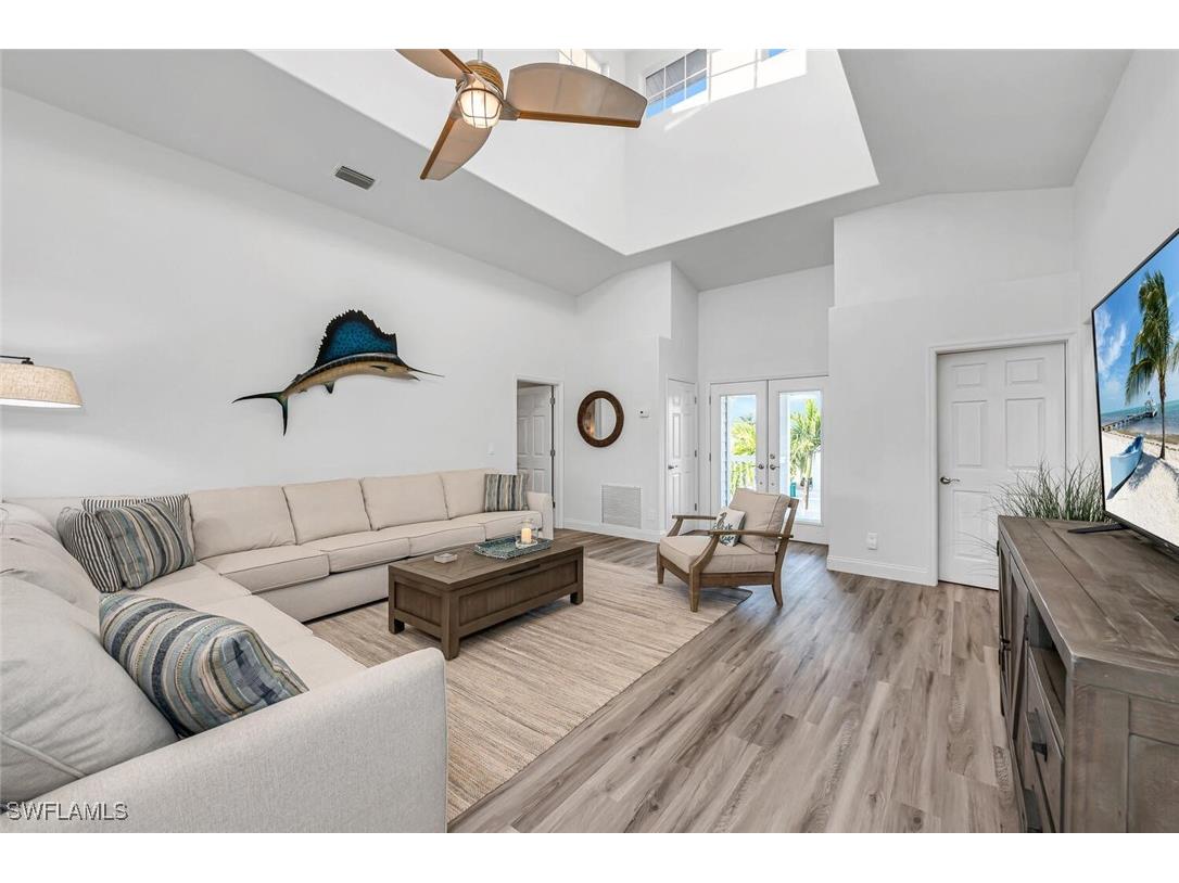 2736 Gulfview Drive Naples FL 34112 225050641 image8