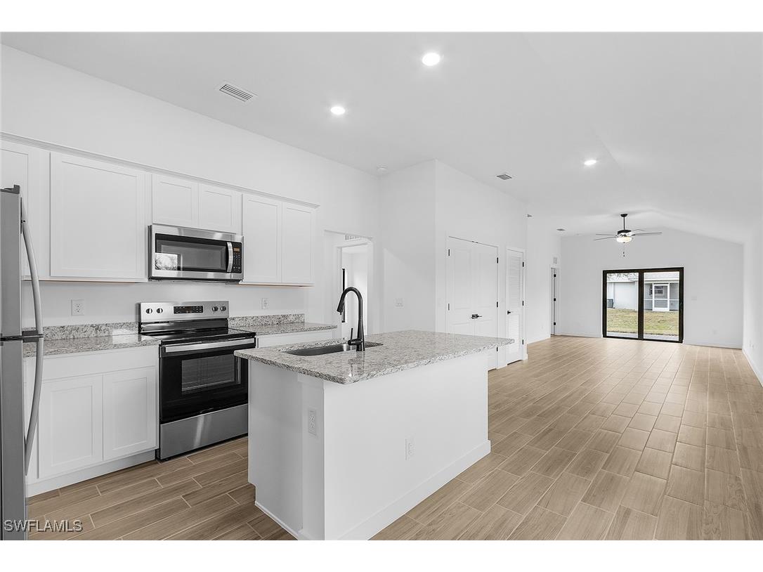 2739 NE 5th Avenue Cape Coral FL 33909 224074414 image1