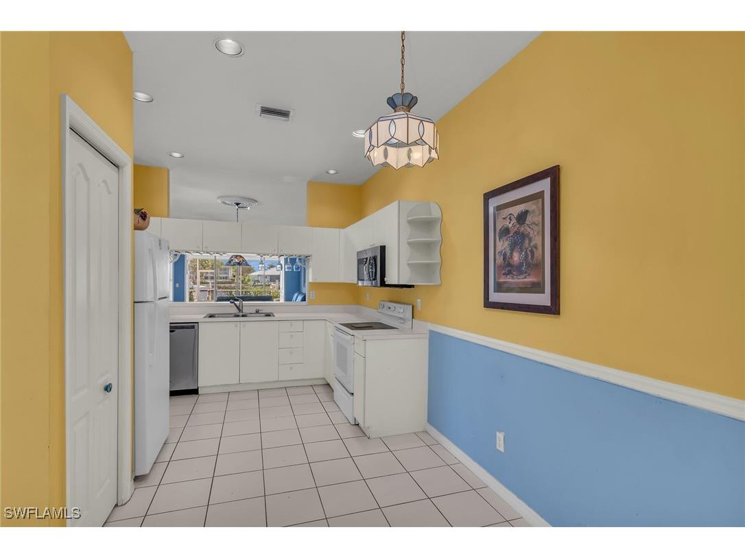 274 Stella Maris Drive S Naples FL 34114 225027567 image7