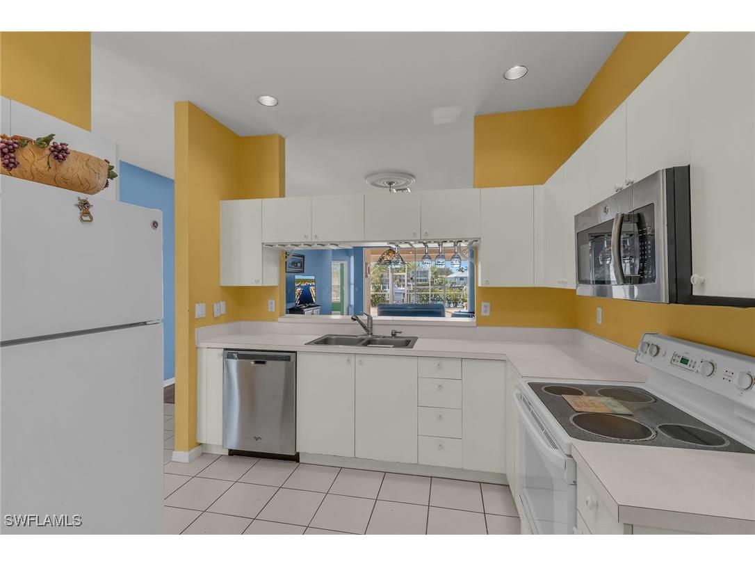 274 Stella Maris Drive S Naples FL 34114 225027567 image8