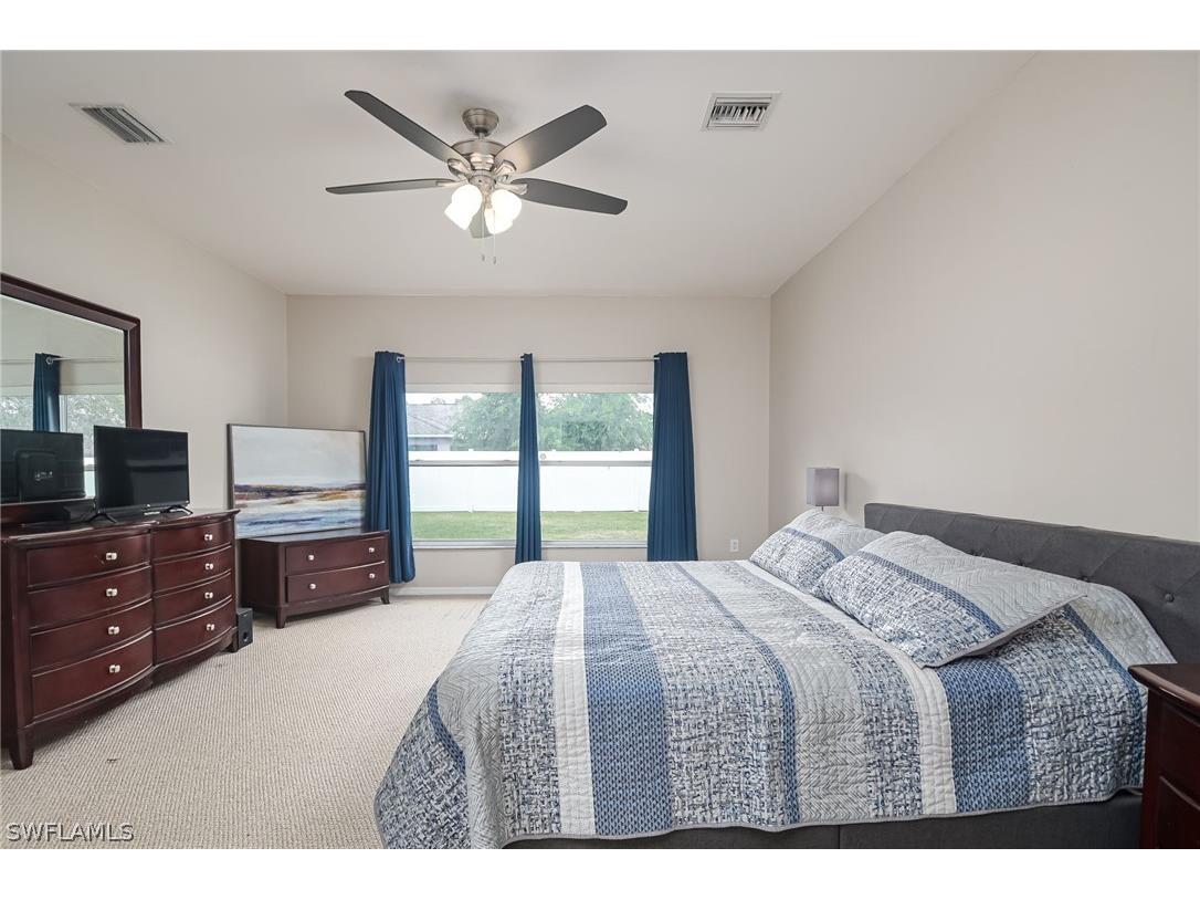 2743 Nature Pointe Loop Fort Myers FL 33905 224038925 image21