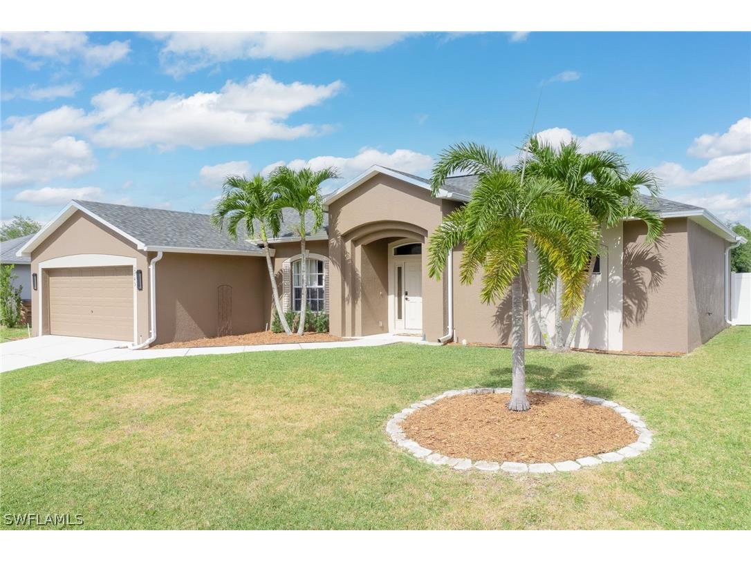2743 Nature Pointe Loop Fort Myers FL 33905 224038925 image37