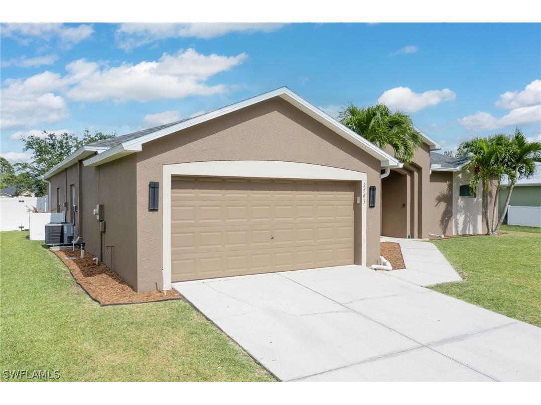 2743 Nature Pointe Loop Fort Myers FL 33905 224038925 image38