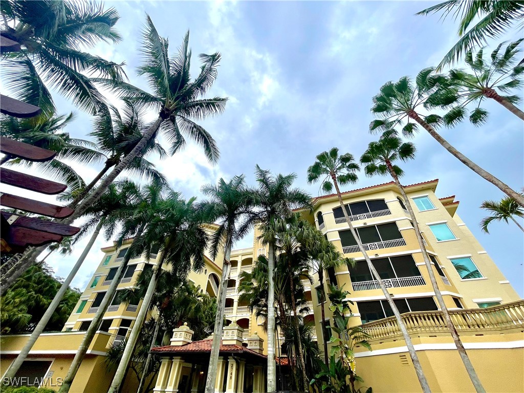 2748 Tiburon Boulevard E #C-103 Naples FL 34109 225035412 image1