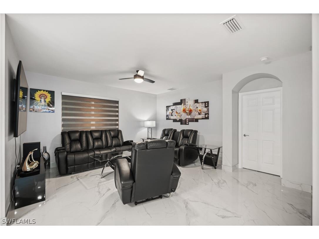 2749 NE 7th Place Cape Coral FL 33909 224047958 image14