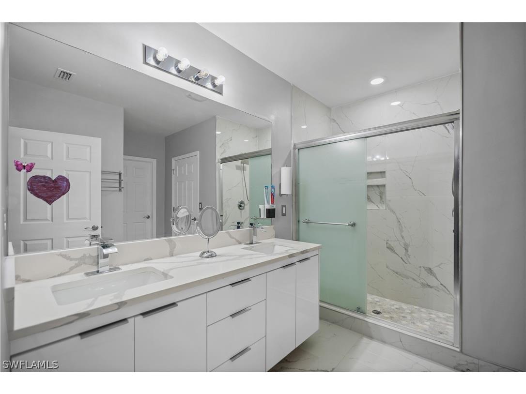 2749 NE 7th Place Cape Coral FL 33909 224047958 image19