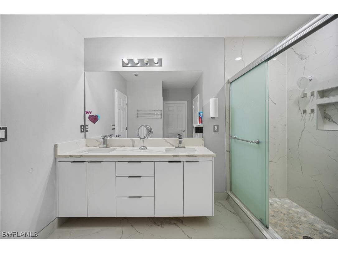 2749 NE 7th Place Cape Coral FL 33909 224047958 image22