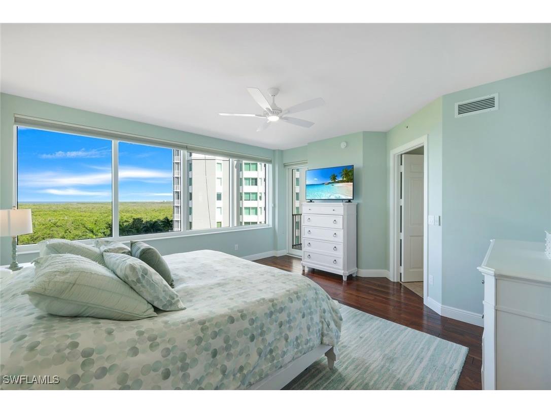 275 Indies Way #706 Naples FL 34110 225042542 image19