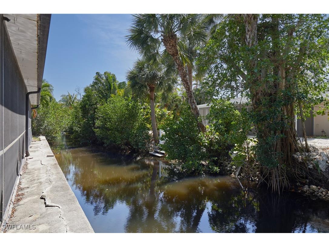 27620 Riverdale Lane Bonita Springs FL 34134 225034632 image2