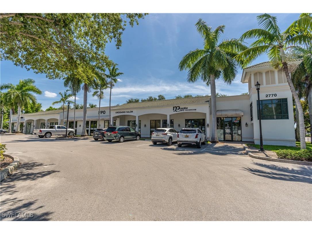 2770 Davis Boulevard #9 UNITS Naples FL 34104 225017523 image1