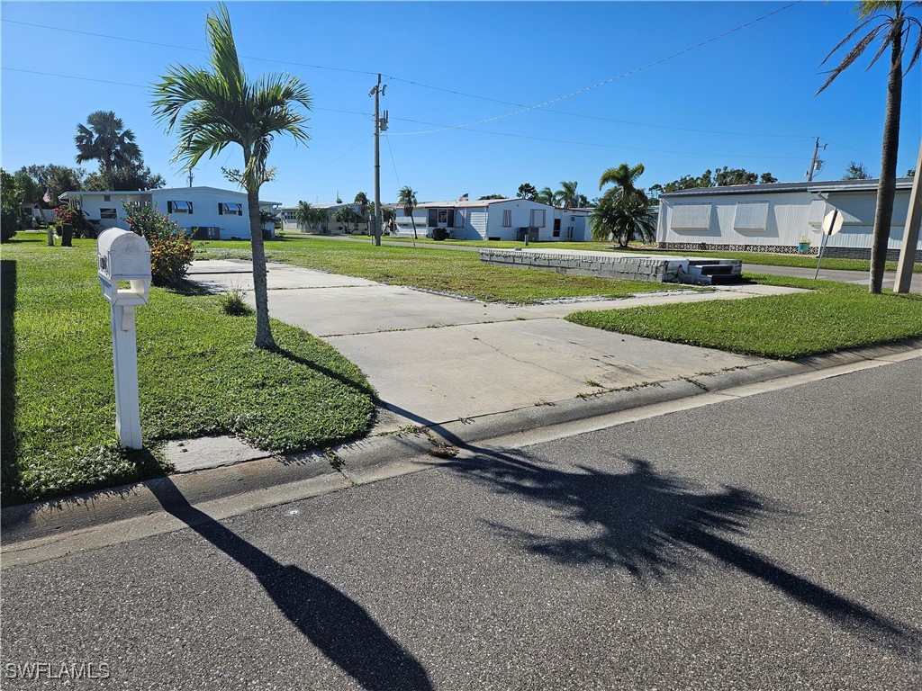 2771 Deerfield Drive North Fort Myers FL 33917 224095992 image1