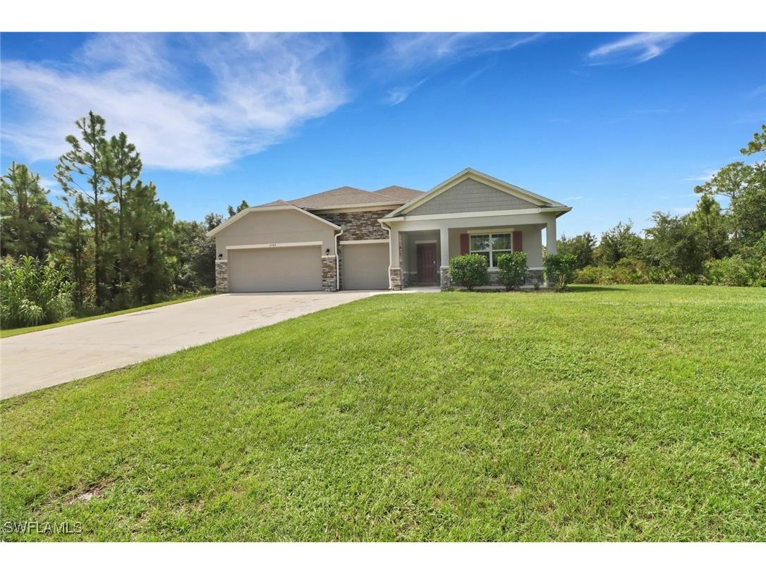 2784 6th Avenue NE Naples FL 34120 224070752 image1