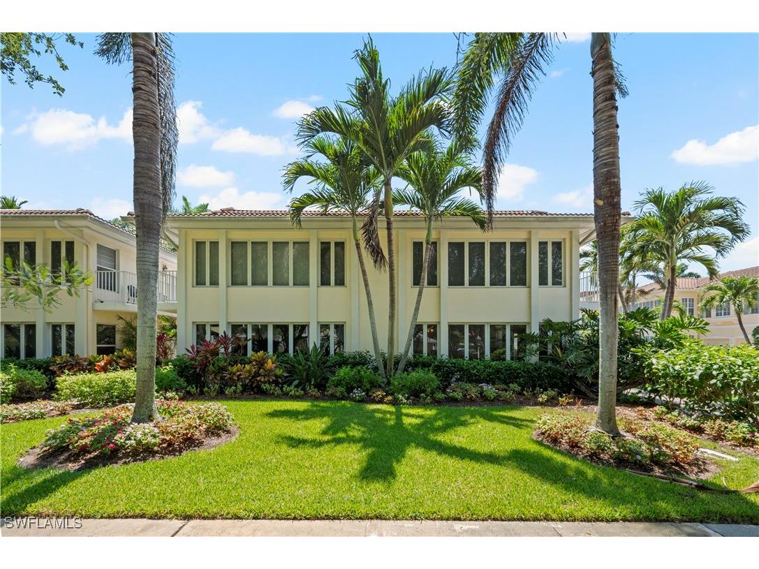 280 4th Street S #104 Naples FL 34102 225047644 image1