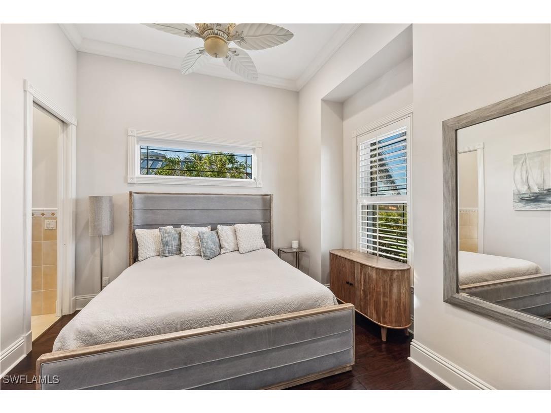 280 Egret Avenue Naples FL 34108 224101352 image7