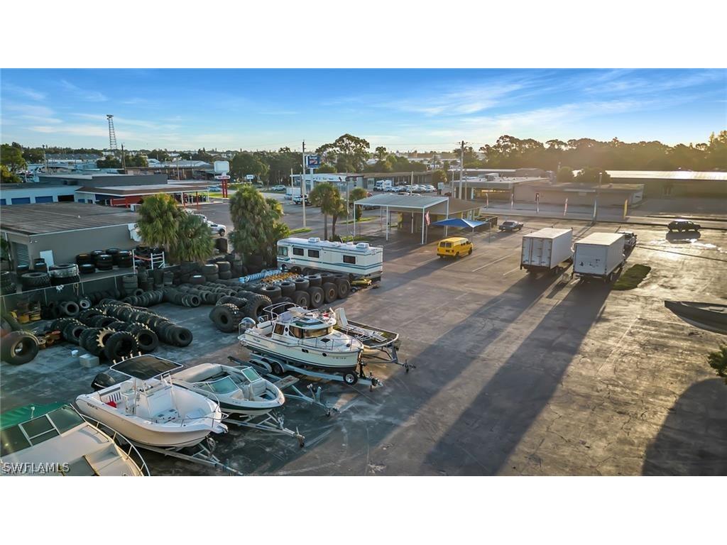 2800 & 2804/2808 Fowler Street Fort Myers FL 33901 223000734 image12