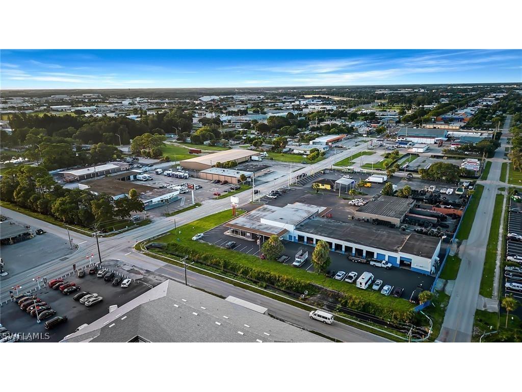 2800 & 2804/2808 Fowler Street Fort Myers FL 33901 223000734 image18