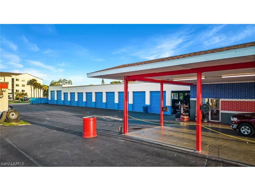 2800 & 2804/2808 Fowler Street Fort Myers FL 33901 223000734 image2