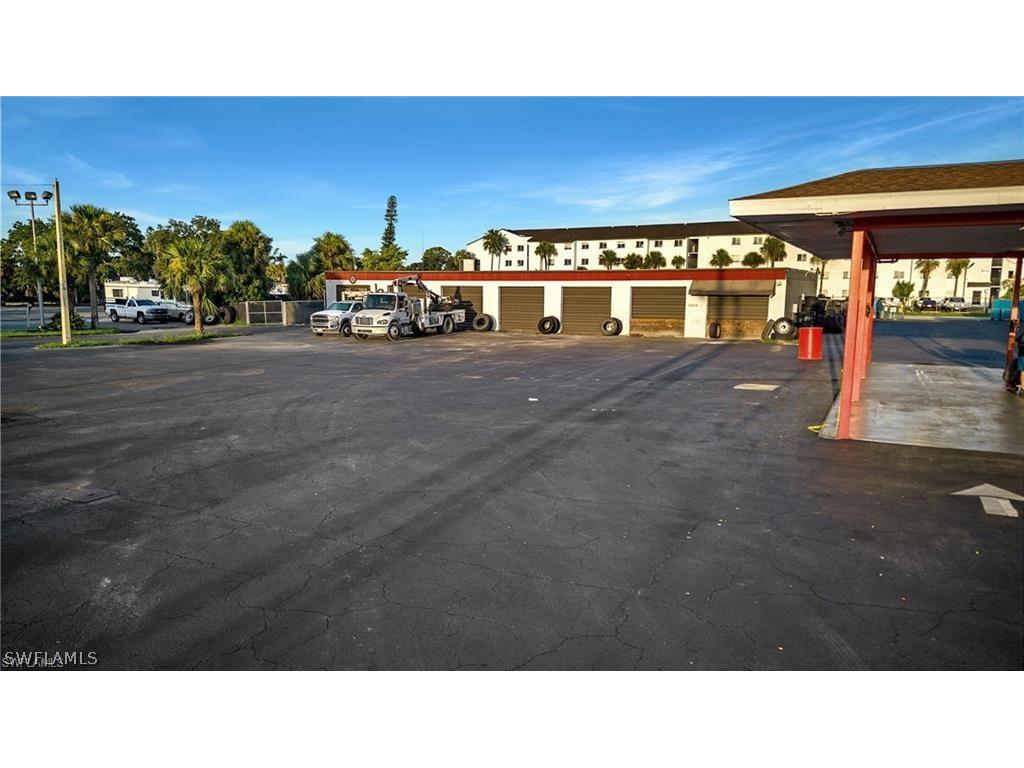 2800 & 2804/2808 Fowler Street Fort Myers FL 33901 223000734 image5