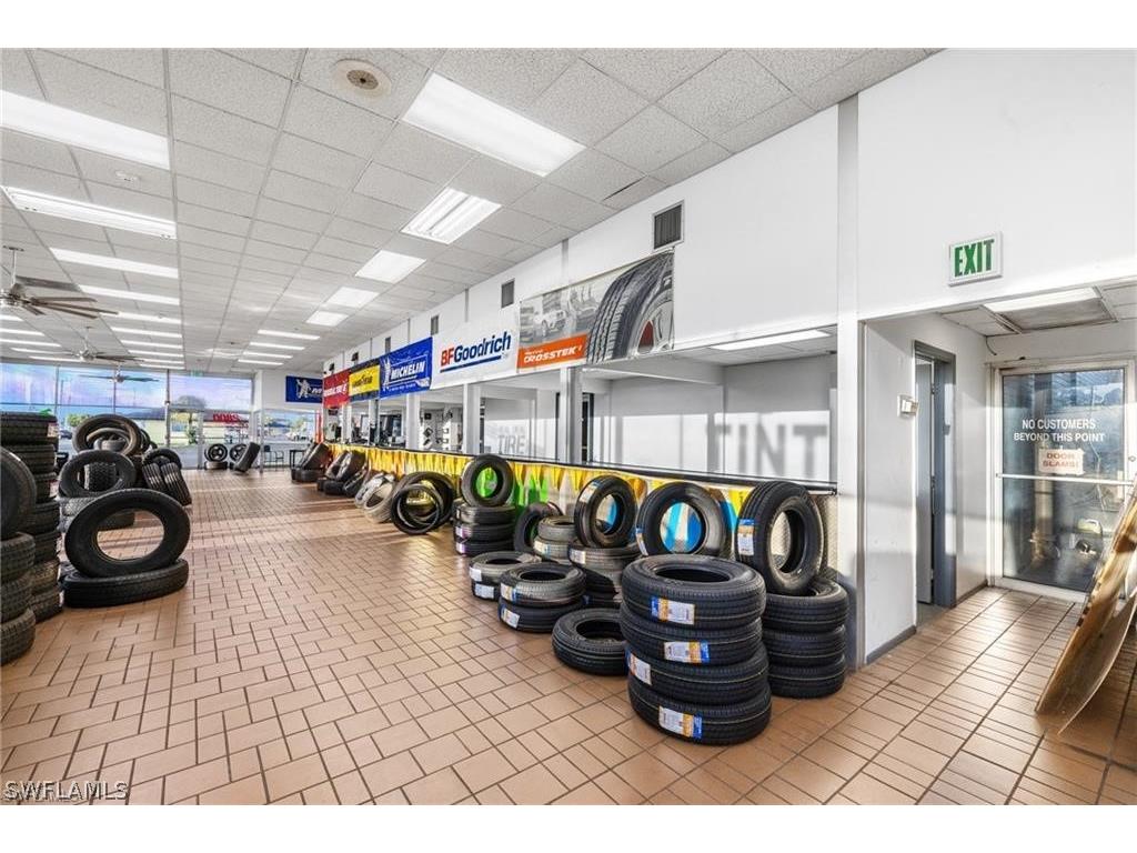 2800 & 2804/2808 Fowler Street Fort Myers FL 33901 223000734 image9