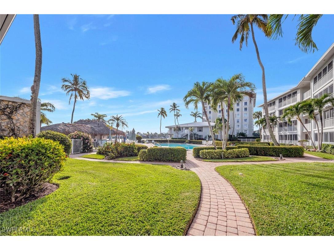 2800 Gulf Shore Boulevard N #304 Naples FL 34103 225044910 image1