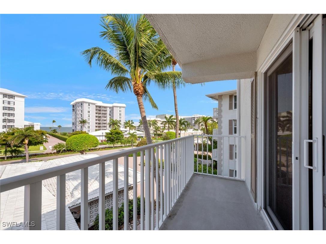 2800 Gulf Shore Boulevard N #304 Naples FL 34103 225044910 image29