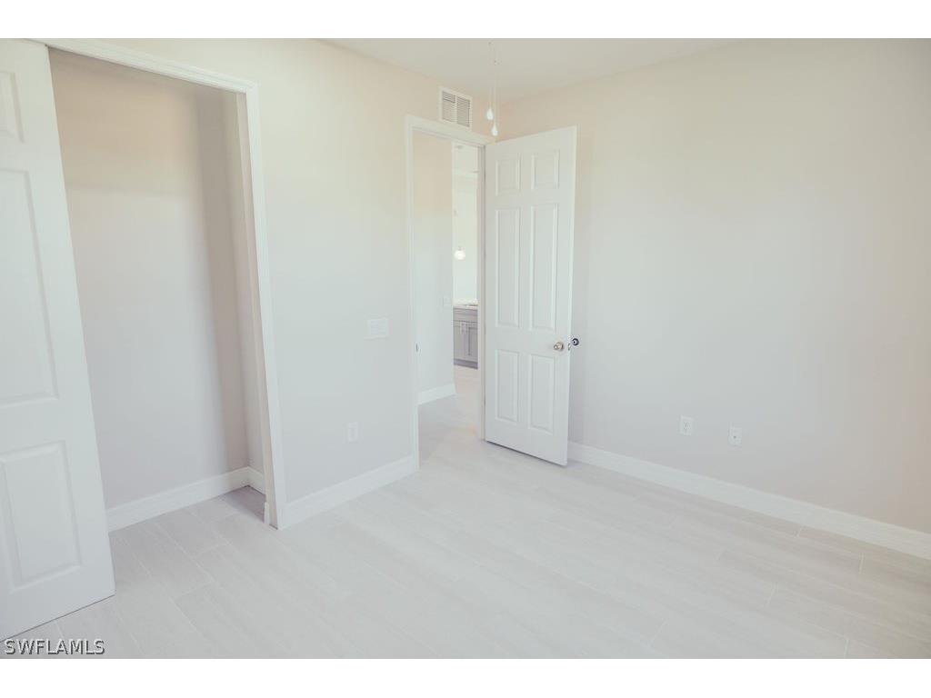 2801 West Road Fort Myers FL 33905 224047228 image18