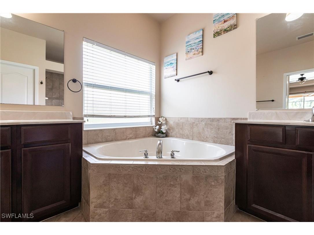 2808 Via Piazza Loop Fort Myers FL 33905 225042918 image18