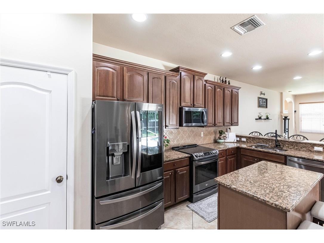 2808 Via Piazza Loop Fort Myers FL 33905 225042918 image9