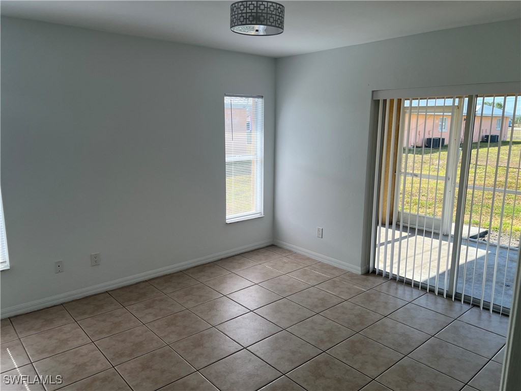 281/279 SW 3rd Terrace Cape Coral FL 33991 225044457 image13