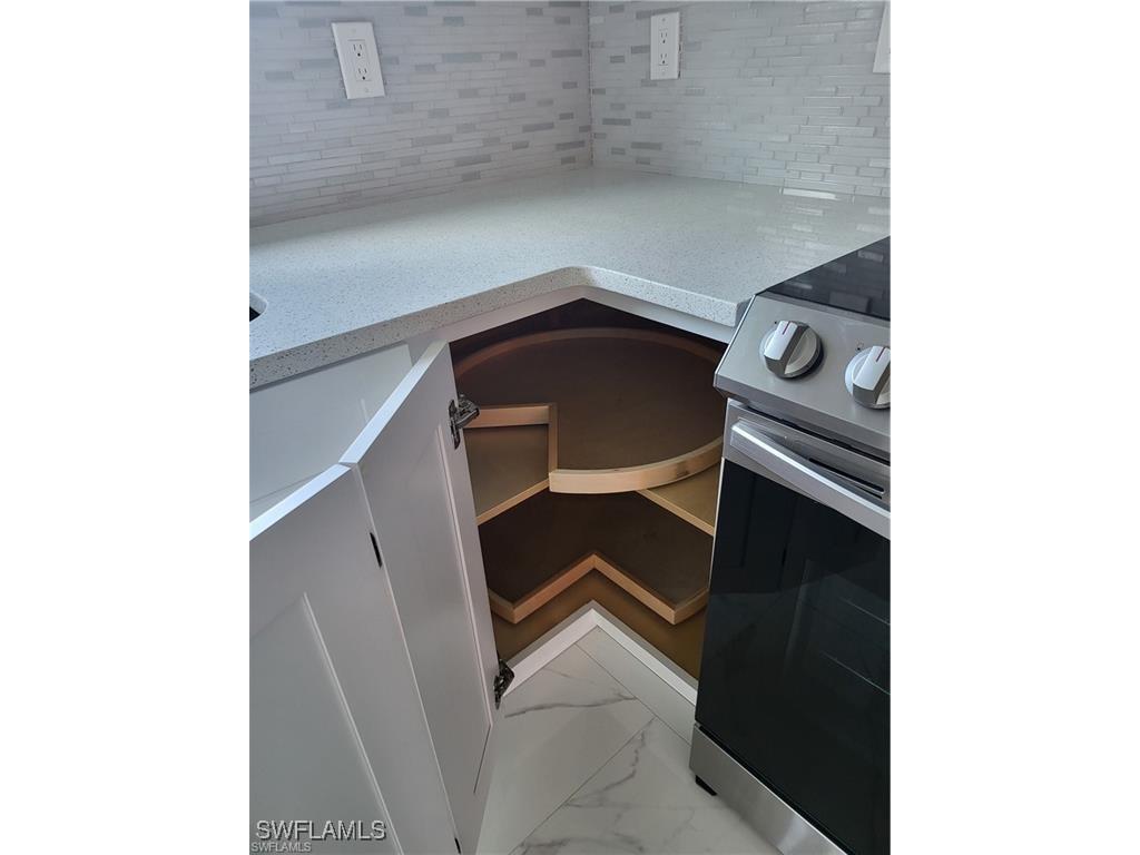 2815 Van Buren Parkway Cape Coral FL 33993 225016074 image10