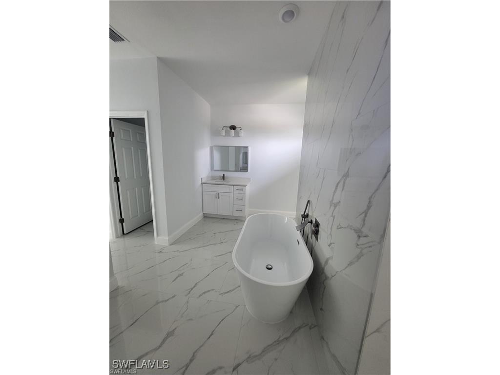 2815 Van Buren Parkway Cape Coral FL 33993 225016074 image21