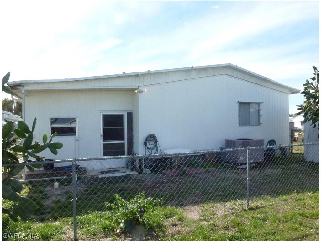 2820 Breezewood Drive North Fort Myers FL 33917 224018446 image20