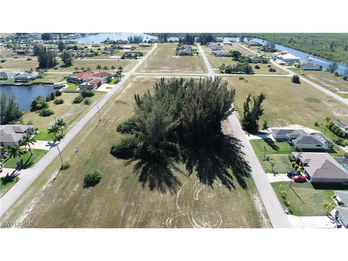 2825 NW 45th Place Cape Coral FL 33993 221083917 image4